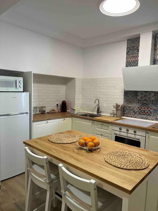 דירות בנאלופ קסאס וייחאס Casa El Chorro מראה חיצוני תמונה