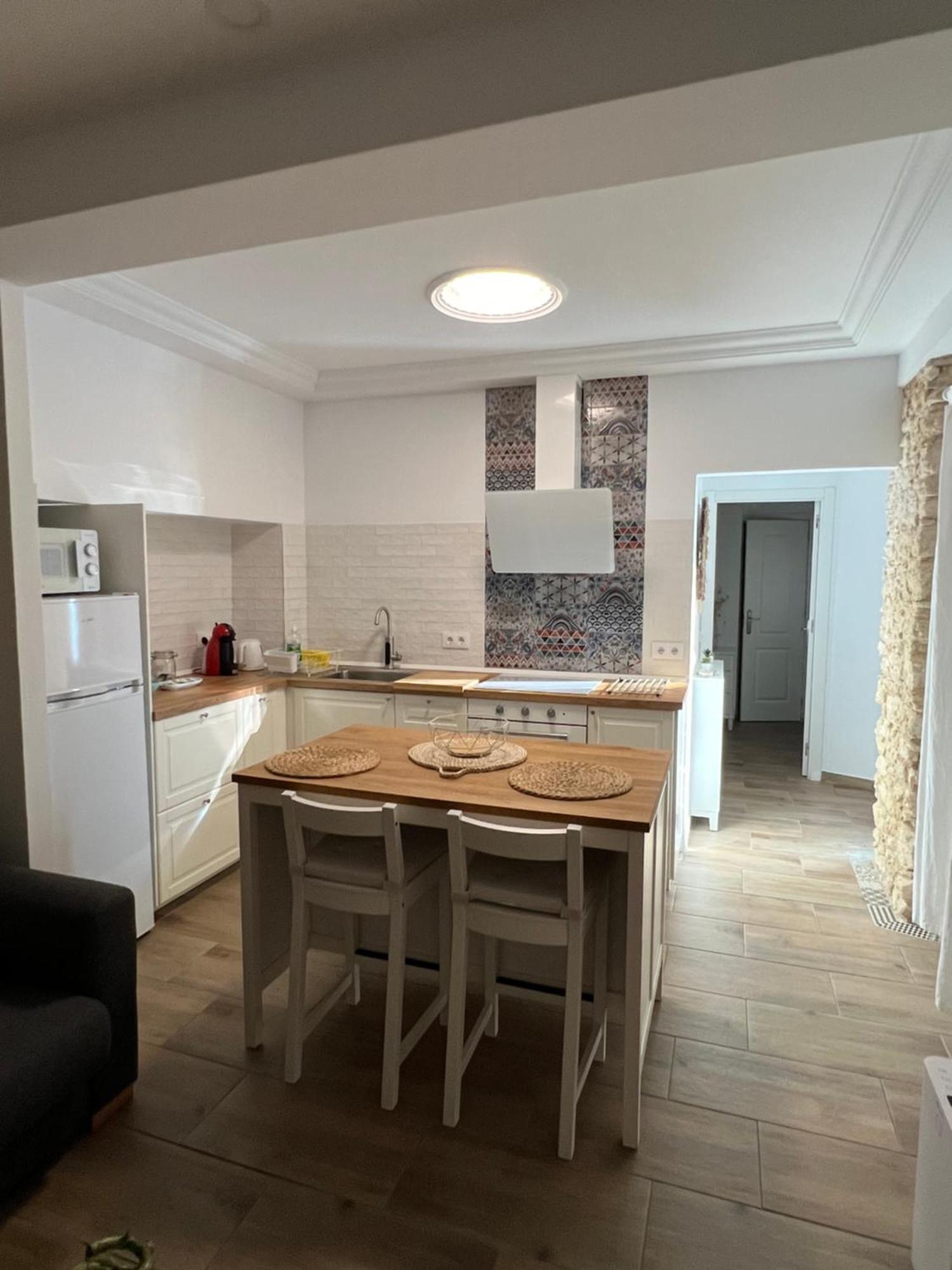 דירות בנאלופ קסאס וייחאס Casa El Chorro מראה חיצוני תמונה